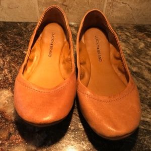 New-Lucky Brand Emmie Brown Women's Size 7.5 Flats-NEW